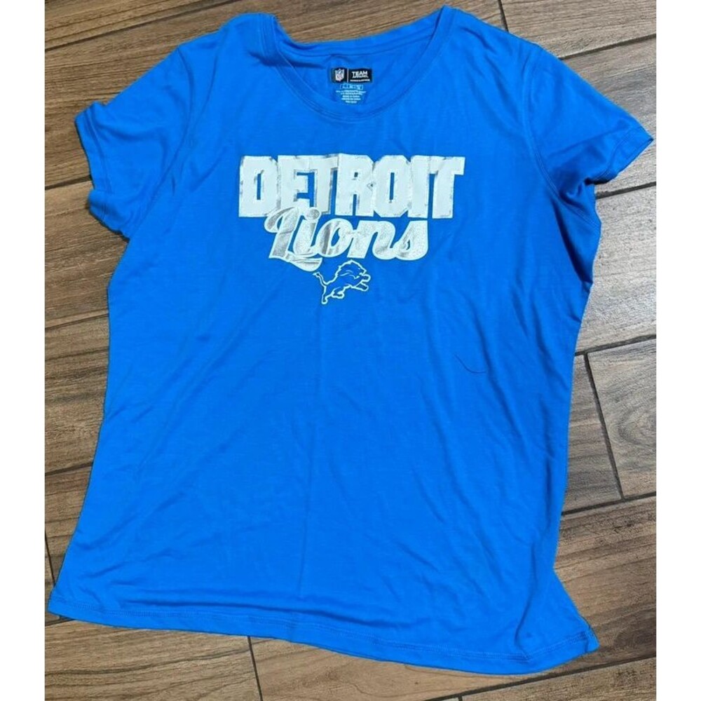 NFL Team Apparel Detroit Lions T-Shirt Size XL Blue